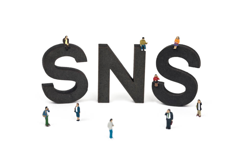 AIなりすまし詐欺 SNS 動画 画像