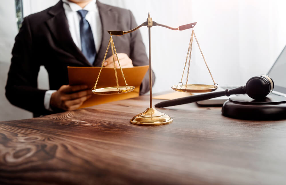 ロマンス詐欺 弁護士 相談